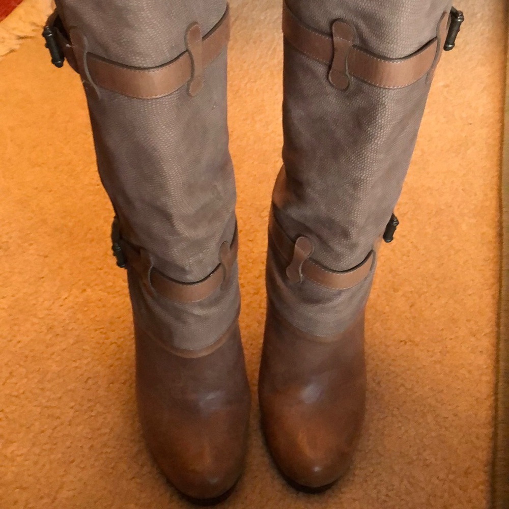 Cole Han Nike Air boots in tan leather & suede - Picture 5 of 8